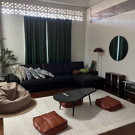La Wood Homestay Near Kuala Besut Jetty Kampung Kuala Besut Exterior foto