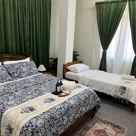 La Wood Homestay Near Kuala Besut Jetty Kampung Kuala Besut Exterior foto