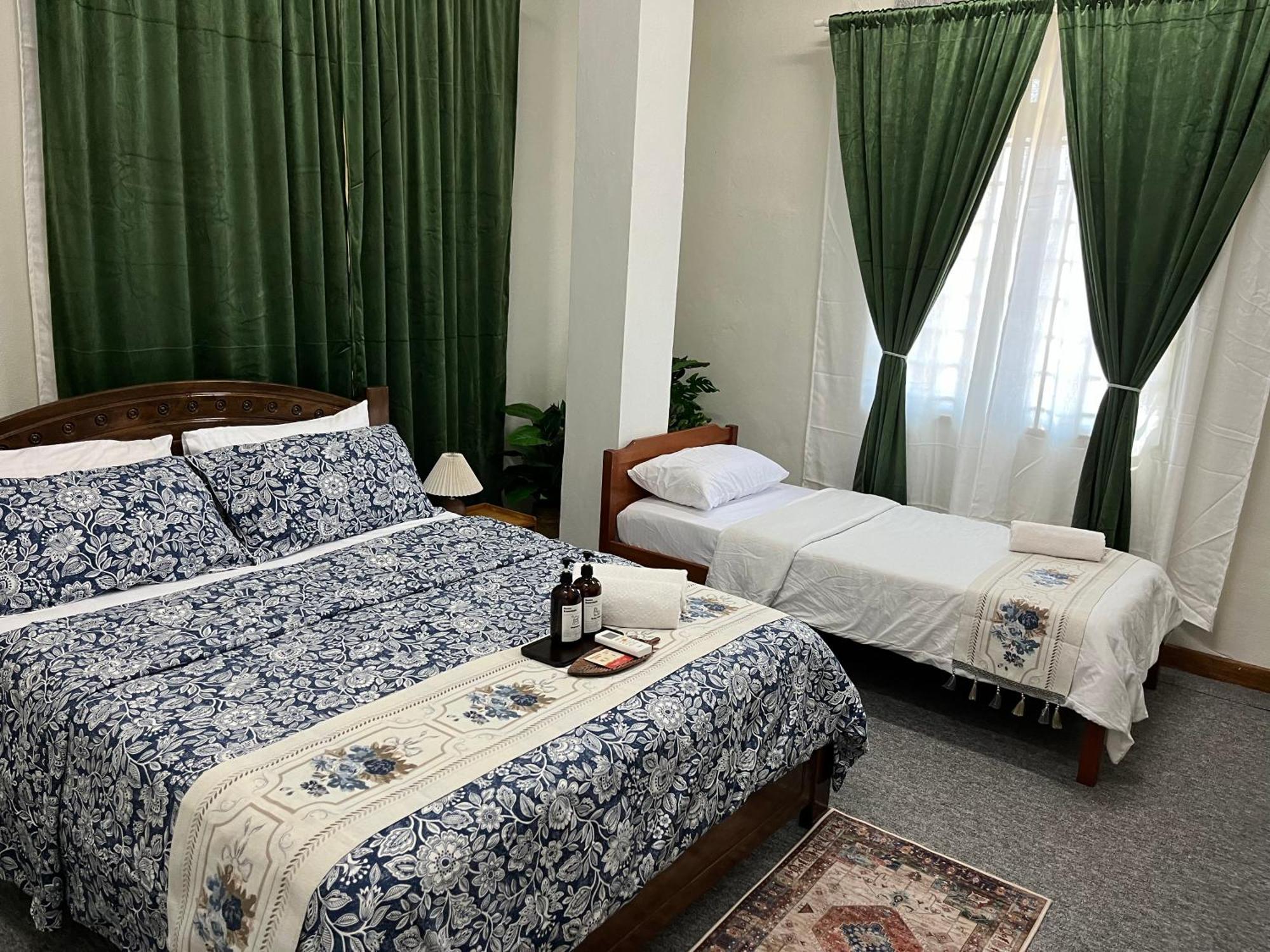 La Wood Homestay Near Kuala Besut Jetty Kampung Kuala Besut Exterior foto